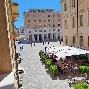 dimora-vico-storella.lecce-hotels.com/
